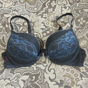 La Senza Beyond Sexy Push-up Bra 34B. Crystal Details.